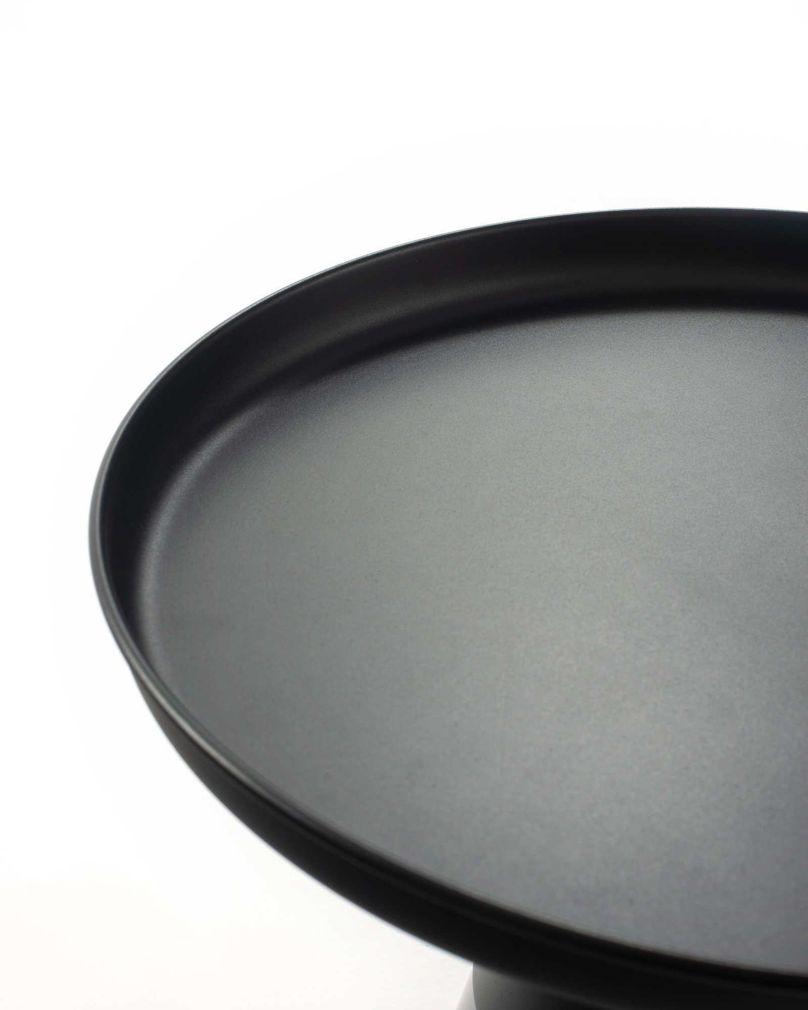 AMBER BLACK Table Thumbnail